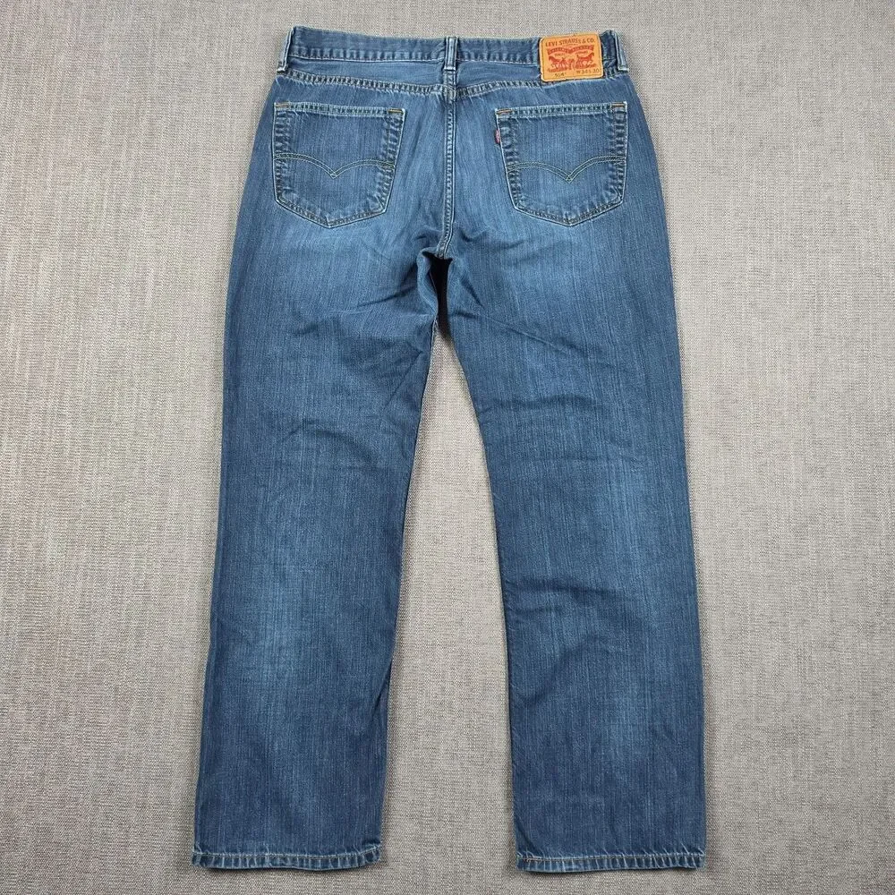 Levi's 514 Straight Leg Jeans Men's 34x30 Medium Wash Blue Denim Western 2000s